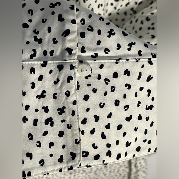 NWT XXL Tall Old Navy Cream Leopard Print V Neck Boho Tunic - Picture 3 of 7